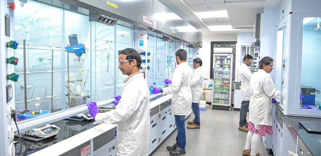 Small Molecule CDMO Services